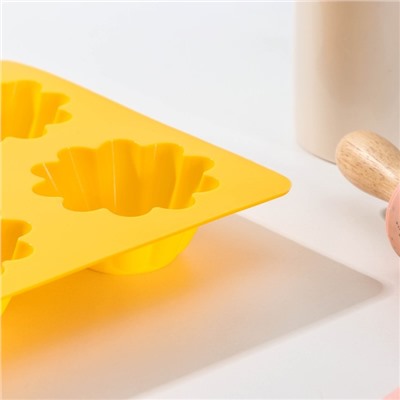 Форма силиконовая для выпечки Доляна «Сладости.Пудинг», 6 ячеек, 25,5×17,5×3 см, ячейка 7×7×3 см, цвет МИКС