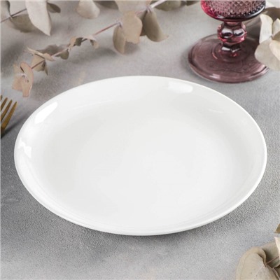 Тарелка фарфоровая десертная Olivia Pro, d=20 см, с утолщённым краем, цвет белый