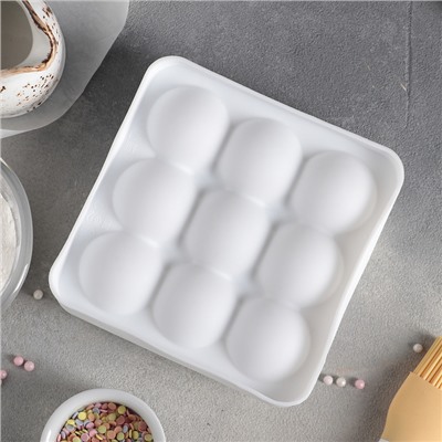Форма для муссовых десертов и выпечки Доляна «Сладкие шарики», 14,8×4,1 см (внутренний размер 12,5×12,5 см), силикон, цвет белый