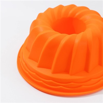 Форма для выпечки силиконовая Доляна «Немецкий кекс. Заварное печенье», 24×24×10 см, цвет МИКС