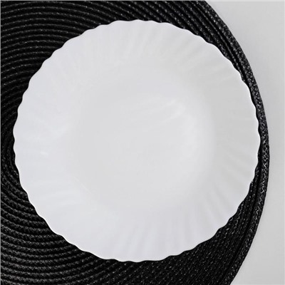 Тарелка десертная Доляна «Дива», d=19 см, стеклокерамика, цвет белый