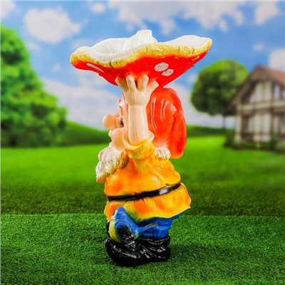 Садовая фигура-поилка "Гном с красным грибом" Хорошие сувениры из полистоуна, 48 см, большая