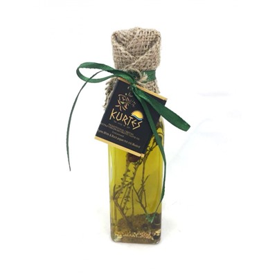 Оливковое масло KURTES Extra virgin пикантное, с добавлением Чабреца и специй 100 мл