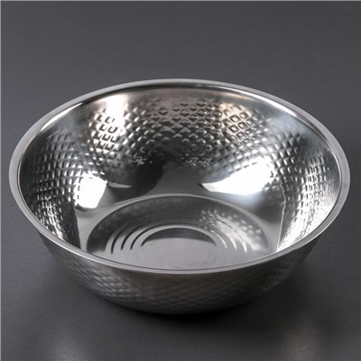 Набор посуды из нержавеющей стали, 3 предмета: дуршлаг 23×6,5 см, салатник 25×7 см, салатник 27×7,5 см