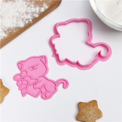 Форма для печенья «Кошечка с цветами», штамп, вырубка, цвет розовый