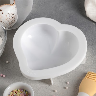 Форма для муссовых десертов и выпечки Доляна «Сердце малое», 17,5×4,7 см, силикон, цвет белый