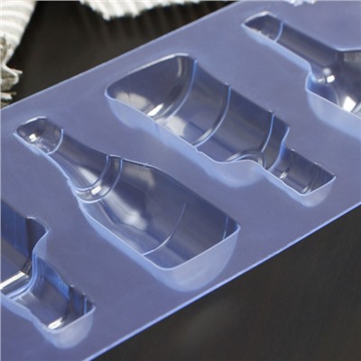 Форма для шоколада пластиковая «Алкогольный набор», 8,8×3,3×2 см, цвет прозрачный