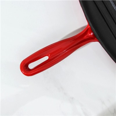 Сковорода-гриль чугунная Red, 27×5,5 см, с 2 сливами, пластиковая ручка, цвет красный
