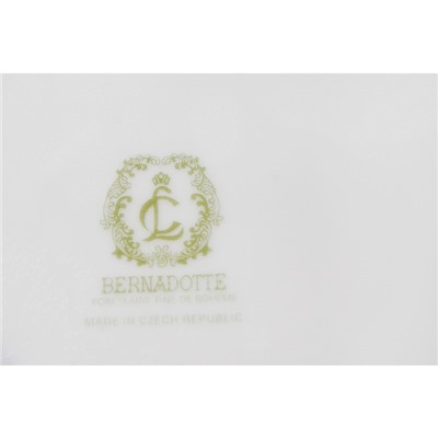 Тарелка мелкая Bernadotte, декор «Бледные розы, отводка платина», 25 см