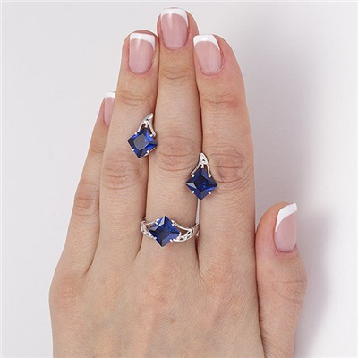 Серебряное кольцо с синим фианитом - 1224