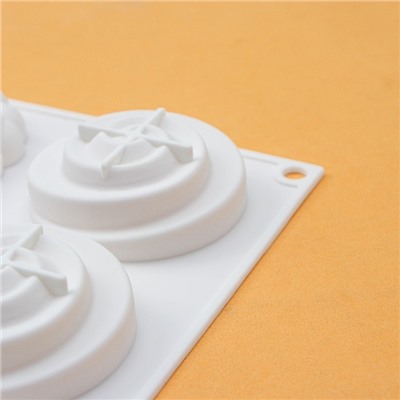 Форма для муссовых десертов и выпечки Доляна «Безе», 29,5×17×2 см, 8 ячеек, d=6,5 см, силикон, цвет белый