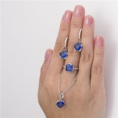 Серебряное кольцо с синим фианитом - 1182