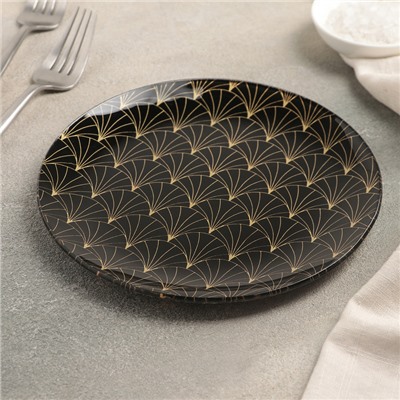 Тарелка стеклянная пирожковая Доляна «Золотое перо», d=17,5 см, цвет чёрный