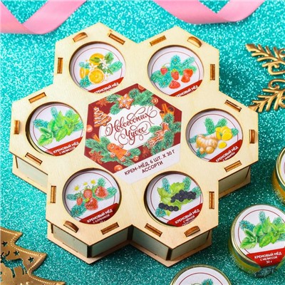 Подарочный набор крем-мёда «Новогодних чудес» в деревянной коробке-сотах , 30 г. x 6 шт.